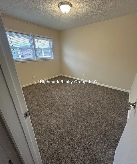 115 W Ash St #C — Photo 8