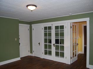 1343 Tennessee St APT 24, Lawrence, KS 66044