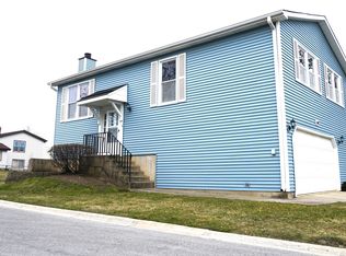 360 Hilton Dr, Glendale Heights, IL
