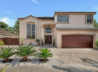 9867 SW 154th Pl, Miami, FL 33196