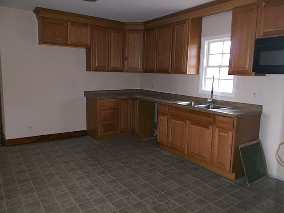 5th image of 4454 S Wilson Rd