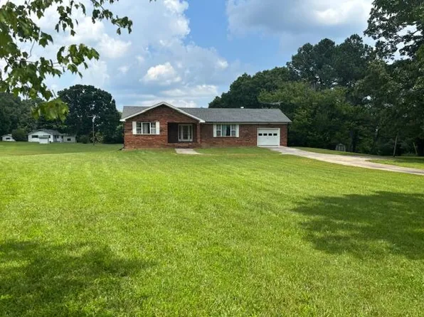 76 Anderson Rd, Pikeville, TN 37367
