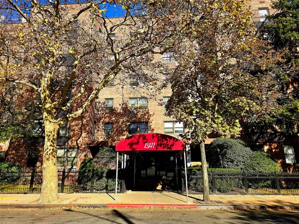 131-11 Kew Gardens Rd #5F, Richmond Hill, NY 11418