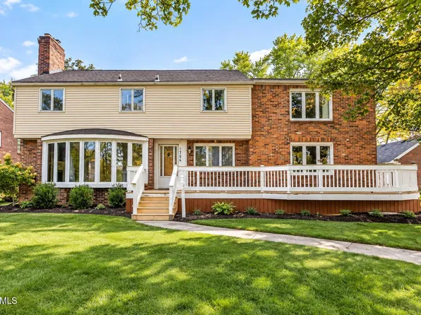 1754 N Cove Blvd, Toledo, OH 43606