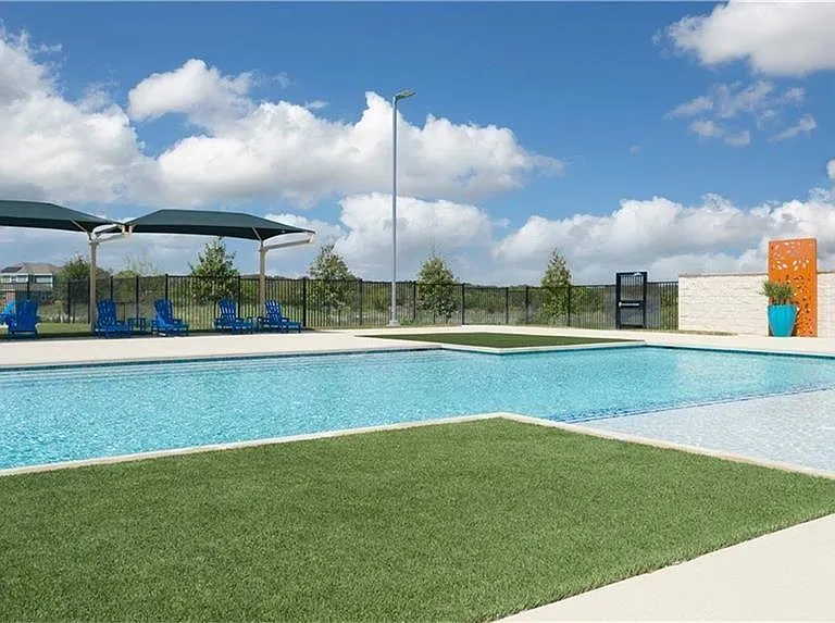 361 Sonterra Dr — Photo 32