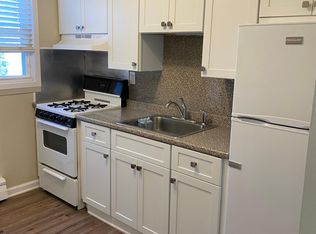 283 Houston Ave, Mineola, NY 11501