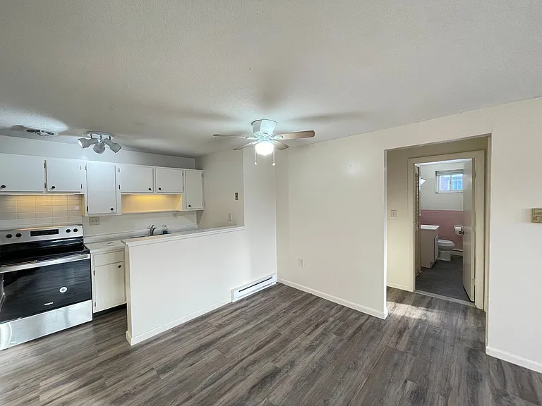 177 Loudon Rd #105 — Photo 5