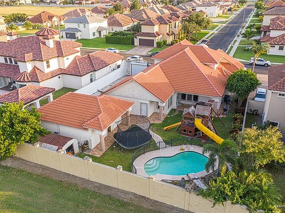 4th image of 2415 Tamesis Dr
