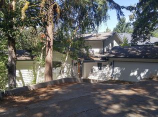 3349 Videra Dr, Eugene, OR