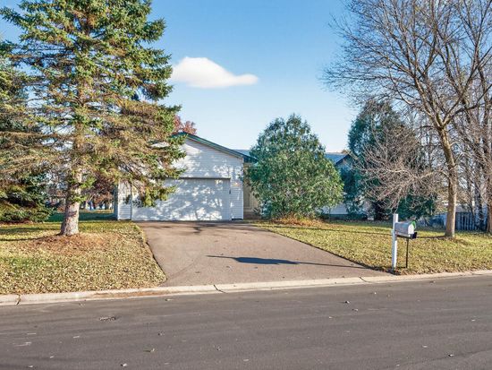 25965 9th St W, Zimmerman, MN 55398