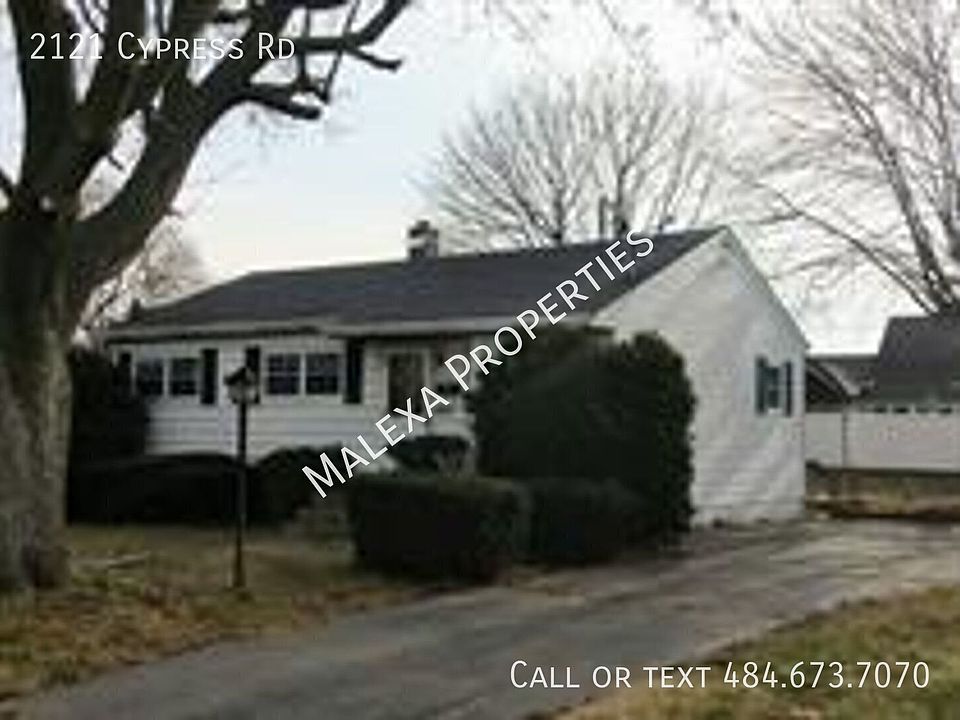 1st image of 2121 Cypress Rd