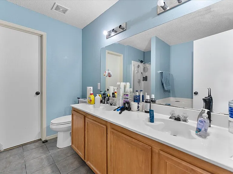 5401 Pandale Valley Dr — Photo 22