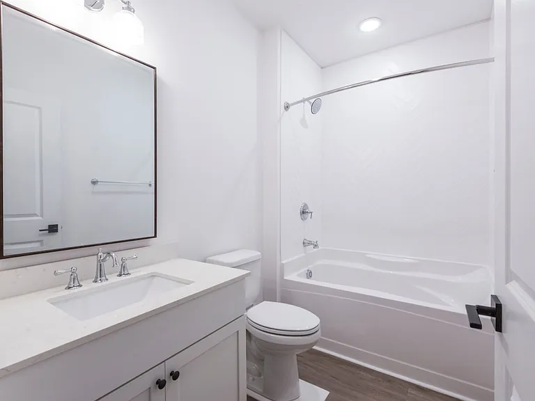 Mowbray Manor by Dial Residential — Photo 40