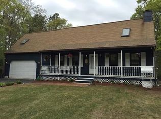 28 Fairfield Dr, Wareham, MA 02571