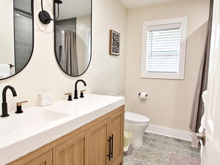 4251 Lower Roswell Rd — Photo 15