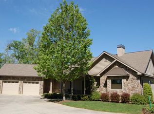 130 Ash Branch Cir, Hayesville, NC 28904