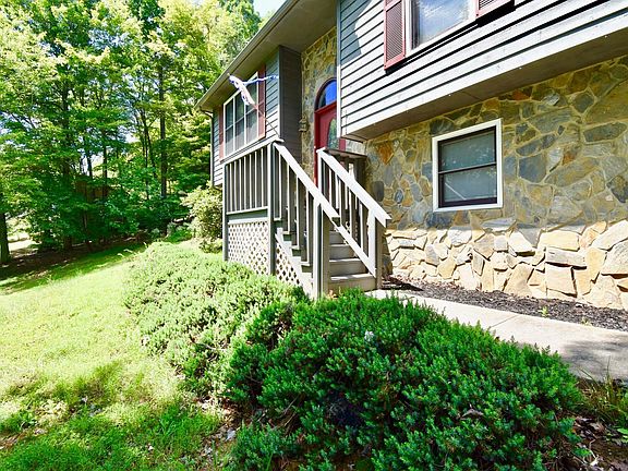 4th image of 405 Willowood Dr
