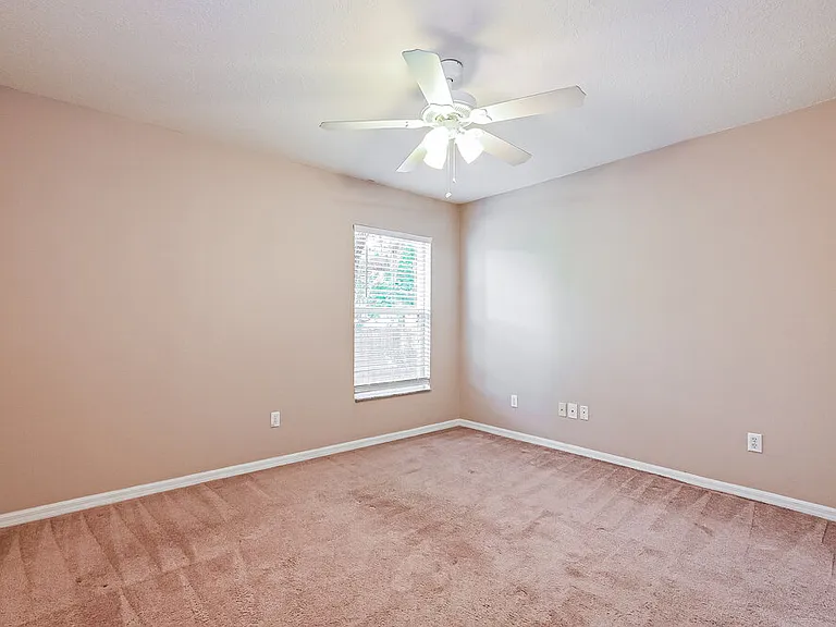 10129 Dean Point Pl — Photo 15