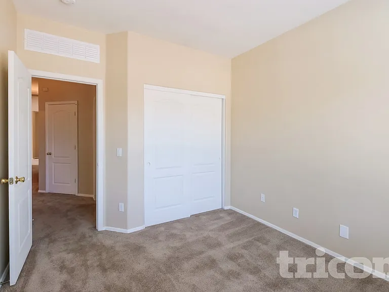 12519 W Estero Ln — Photo 10