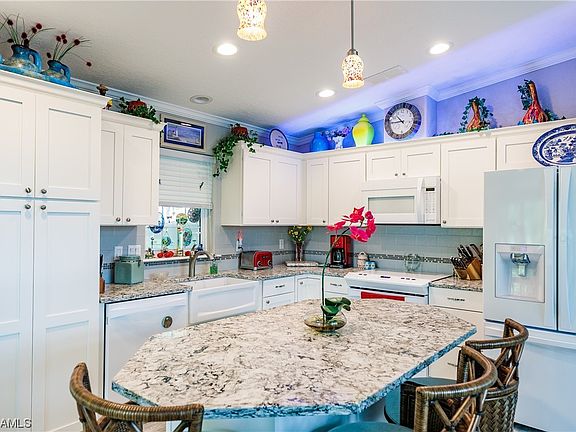 4th image of 5776 Brightwood Dr