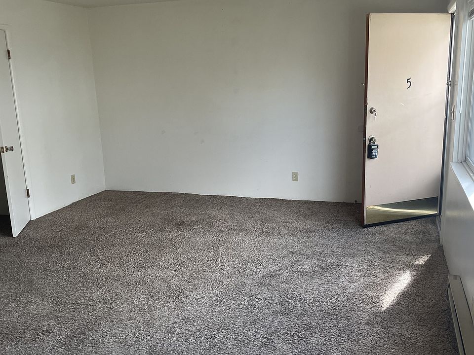 1st image of 255 Poplar St #5