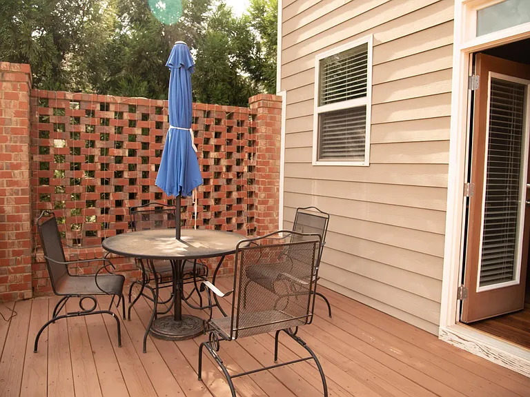 2630 Portbury Pl NE — Photo 16