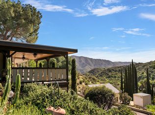 7054 Estepa Dr, Tujunga, CA 91042