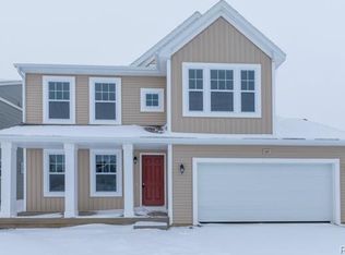 3525 Amber Oaks Dr, Howell, MI