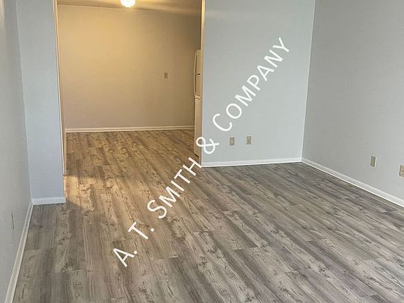 2nd image of 1130 10th St APT 204
