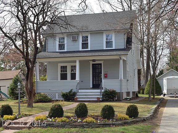 5th image of 103 Irving St