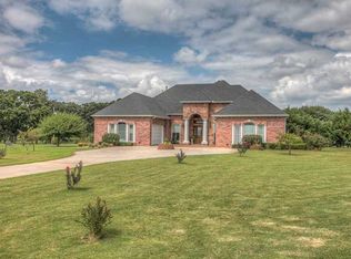 9770 Soaring Hawk Rd, Bentonville, AR 72712