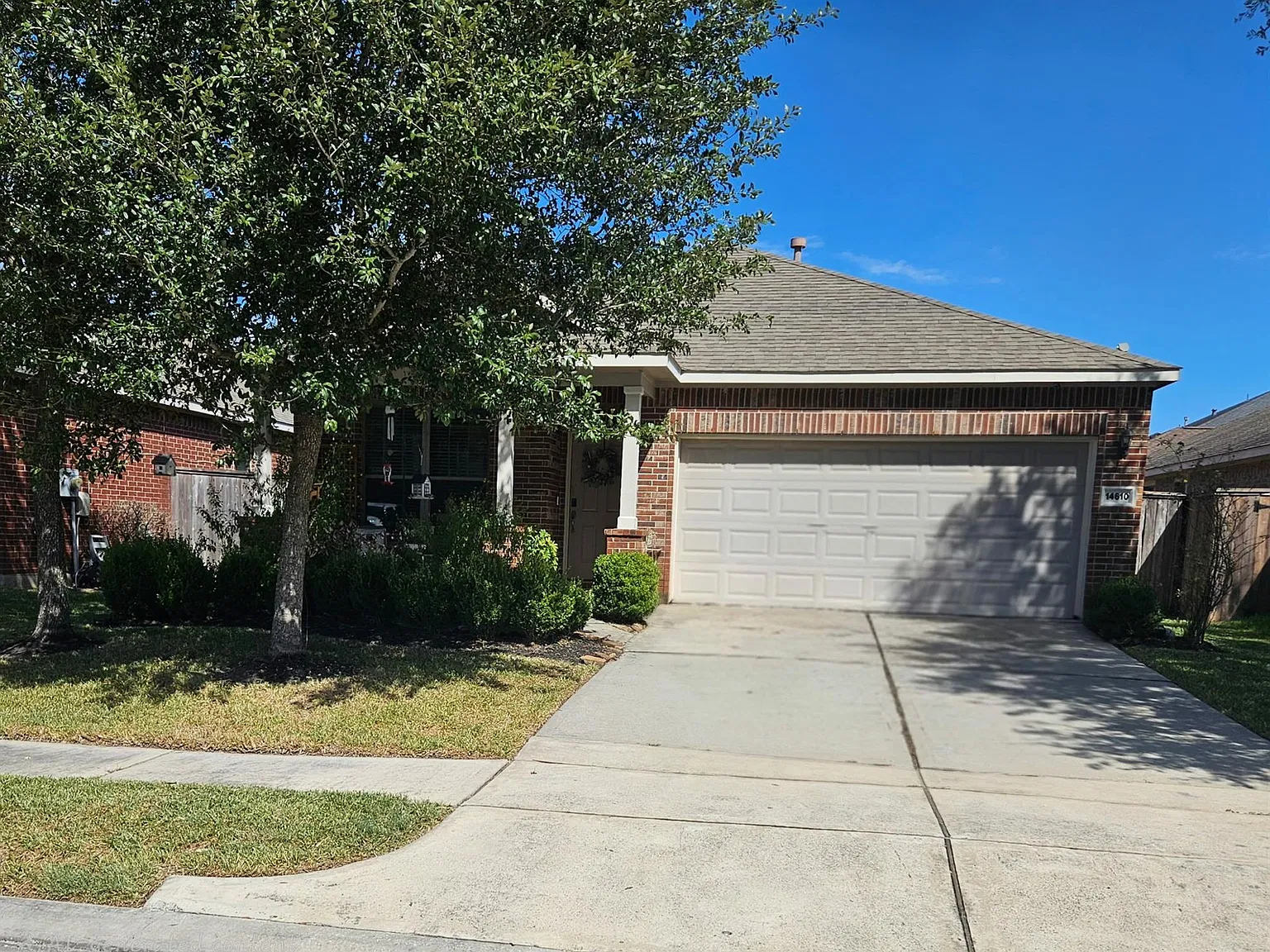 3 bed, 2.0 bath, 1611 sqft, $2,250 — Photo 2