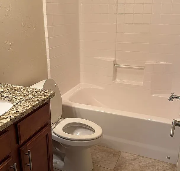 9416 NW 91st Cir — Photo 12