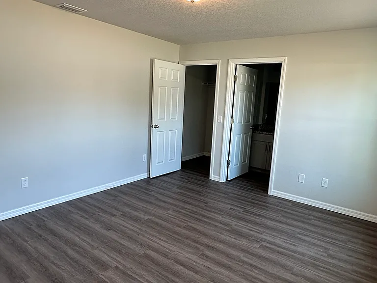 4407 E Ravenna St — Photo 19