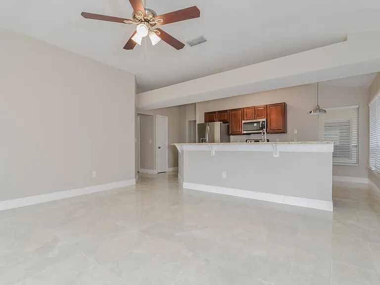 3051 Bloomsbury Dr — Photo 4