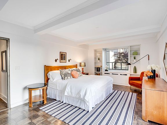 5th image of 20 E 74th St #10