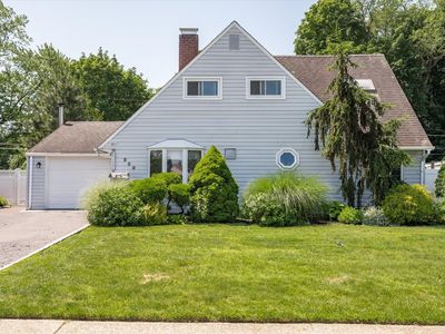 238 Willowood Drive, Wantagh, NY, 11793