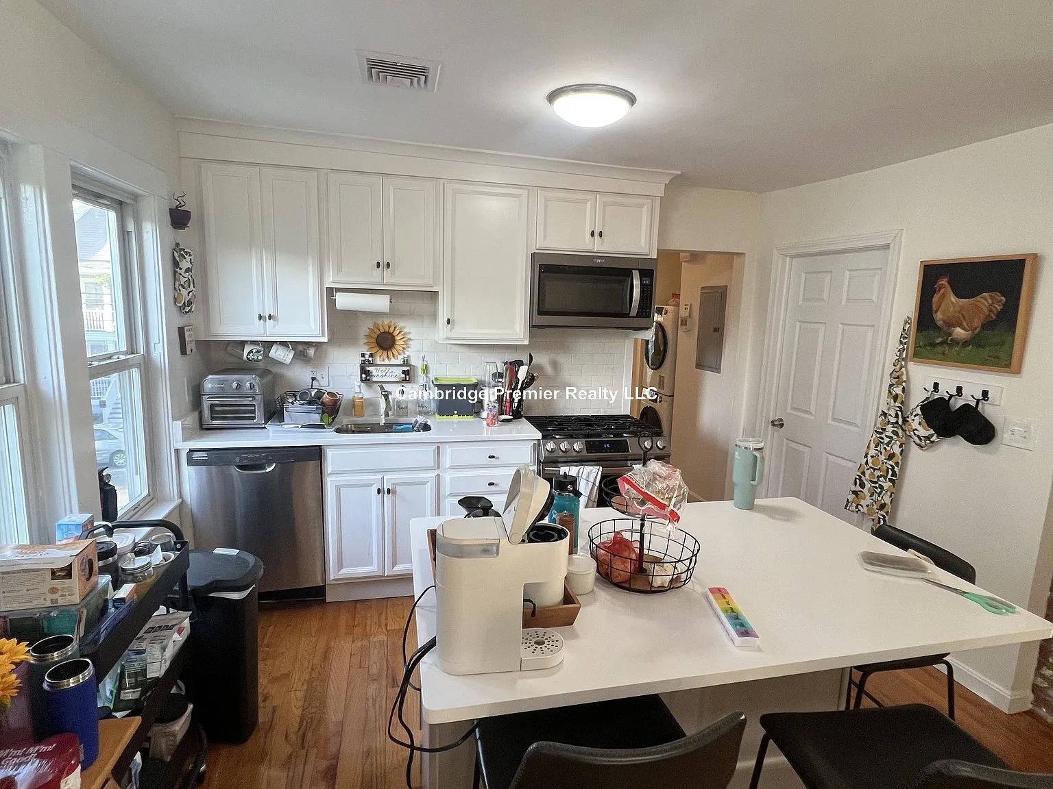 3 bed, $4,150 — Photo 2