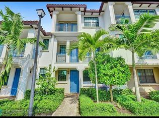 11351 SW 15th St, Hollywood, FL 33025