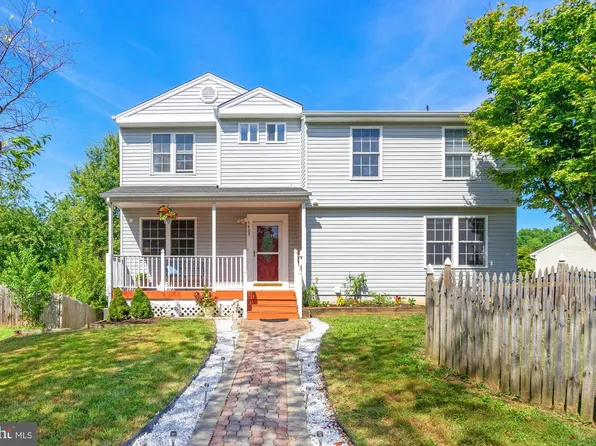 7405 Tarfside Ln, Gaithersburg, MD 20879