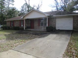 18 Newton St, Camilla, GA 31730