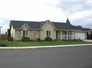 1005 Yew St, Junction City, OR 97448