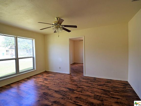 2nd image of 110 Linnville Dr