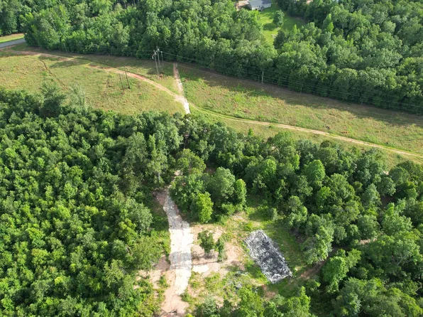 1138 Smyrna Church Rd, Molena, GA 30258