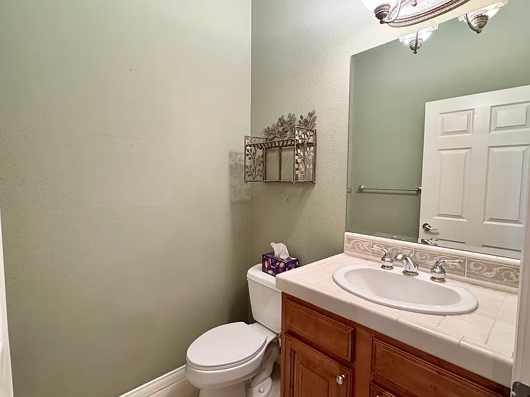 POWDER ROOM