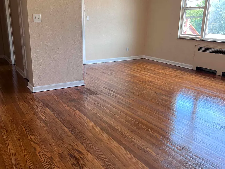 2366 Noble Rd #304 — Photo 4