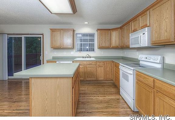 5th image of 1254 Illini Dr