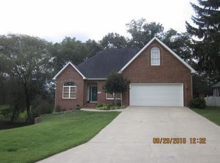 3303 Bondwood Cir, Johnson City, TN 37604