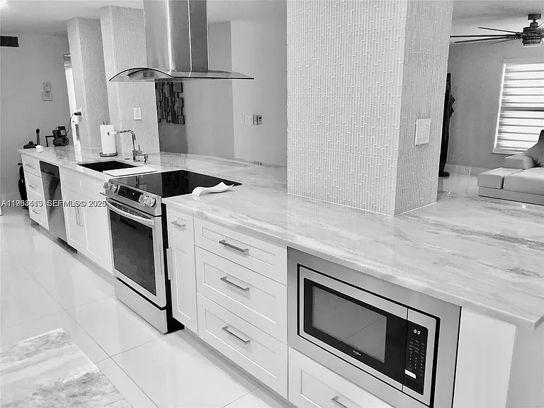 3900 Galt Ocean Dr #111 — Photo 12