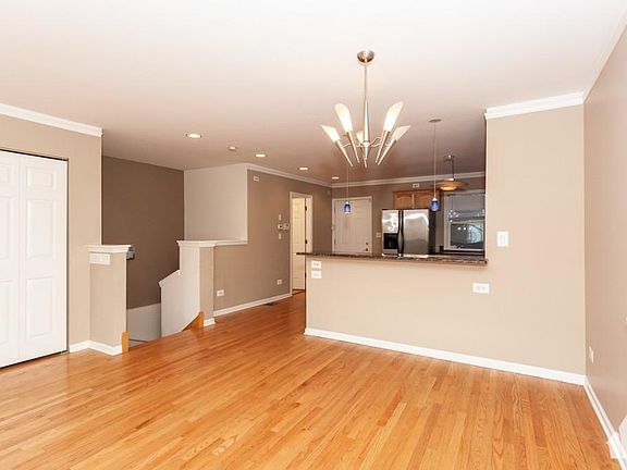 5th image of 1632 W Blackhawk St #1 L